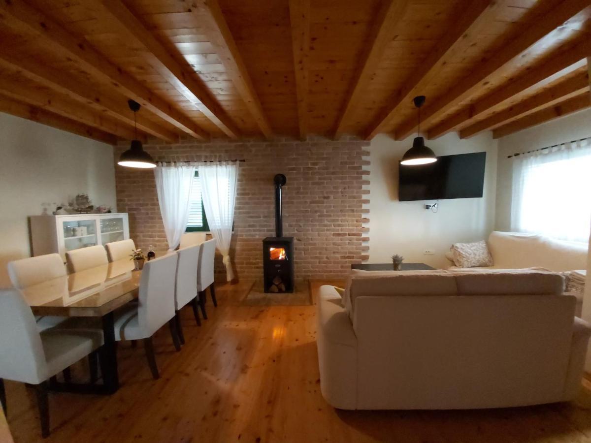 Villa Stone Pearl With Heated Swimming Pool スベティ・フィリップ・イ・ヤコブ エクステリア 写真