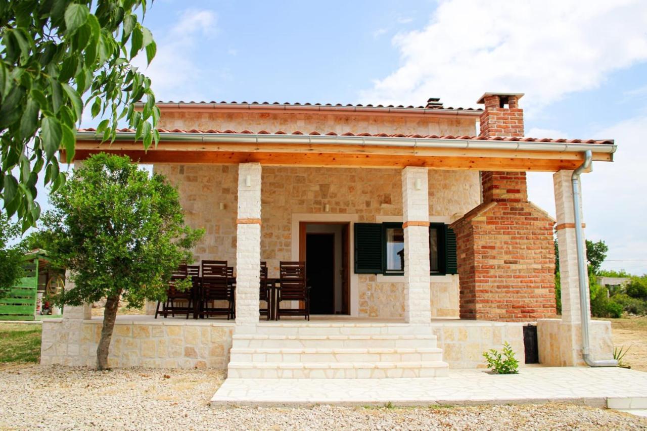Villa Stone Pearl With Heated Swimming Pool スベティ・フィリップ・イ・ヤコブ エクステリア 写真