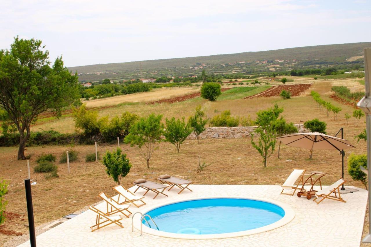 Villa Stone Pearl With Heated Swimming Pool スベティ・フィリップ・イ・ヤコブ エクステリア 写真