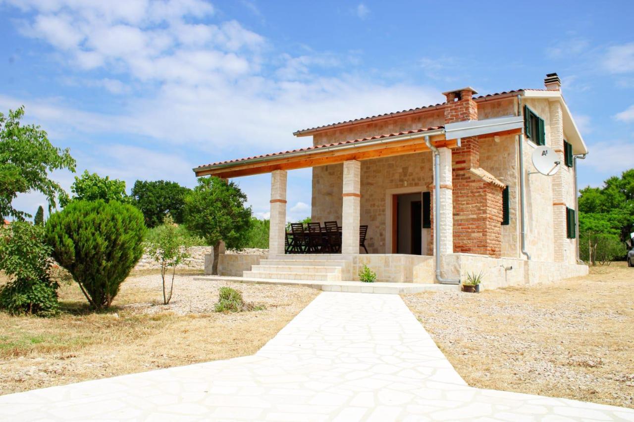 Villa Stone Pearl With Heated Swimming Pool スベティ・フィリップ・イ・ヤコブ エクステリア 写真