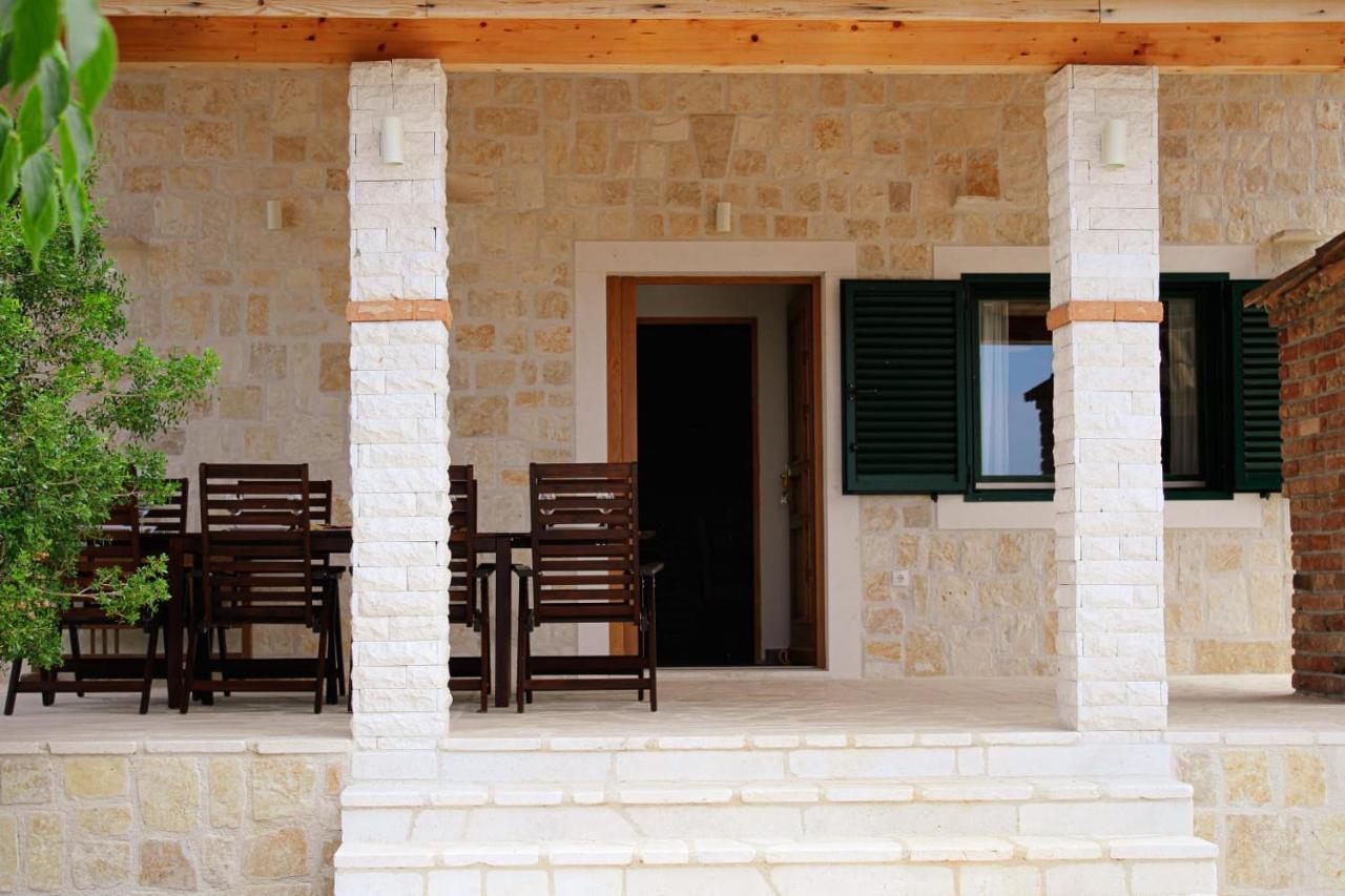 Villa Stone Pearl With Heated Swimming Pool スベティ・フィリップ・イ・ヤコブ エクステリア 写真