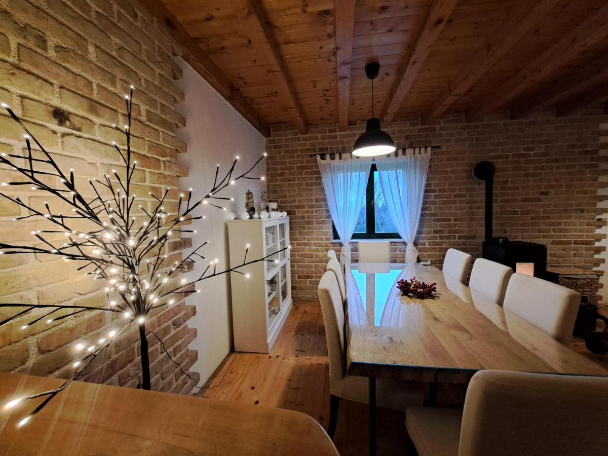 Villa Stone Pearl With Heated Swimming Pool スベティ・フィリップ・イ・ヤコブ エクステリア 写真