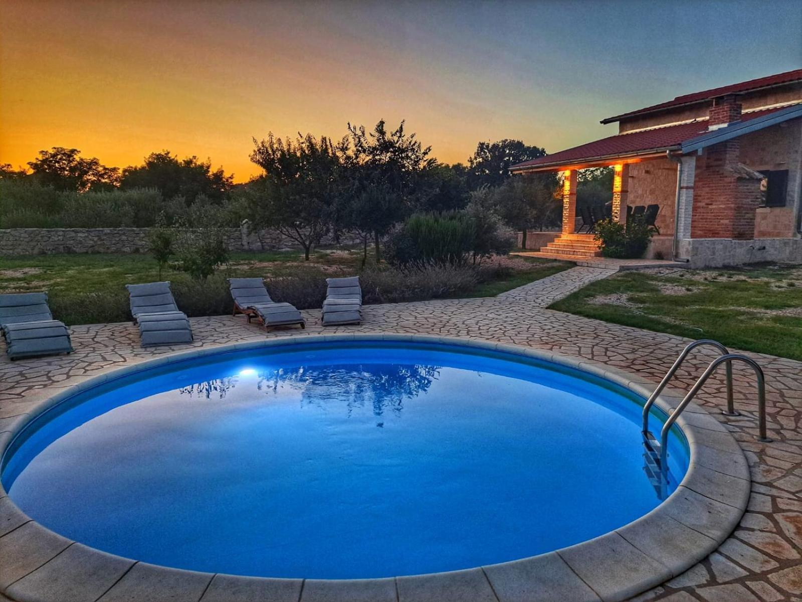 Villa Stone Pearl With Heated Swimming Pool スベティ・フィリップ・イ・ヤコブ エクステリア 写真