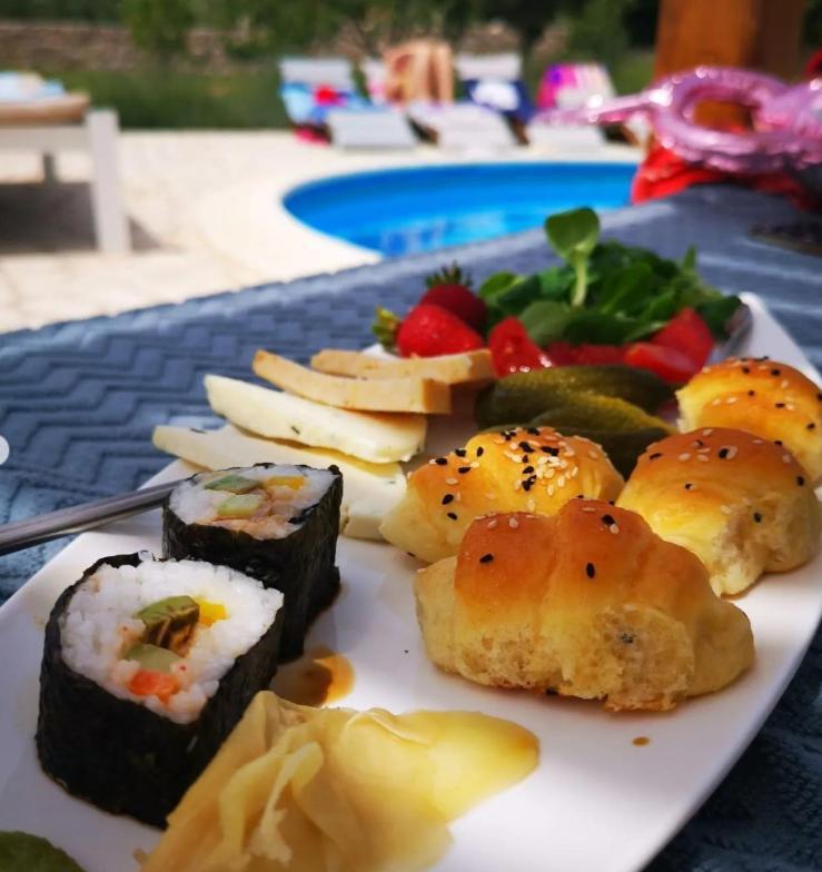 Villa Stone Pearl With Heated Swimming Pool スベティ・フィリップ・イ・ヤコブ エクステリア 写真